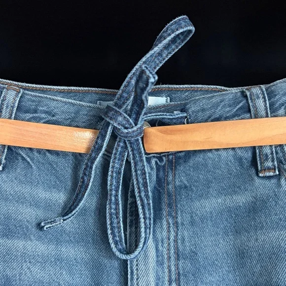 Madewell The Ultimate Wide-leg Jean in Airy Denim- Pickett Wash - Picture 4 of 8